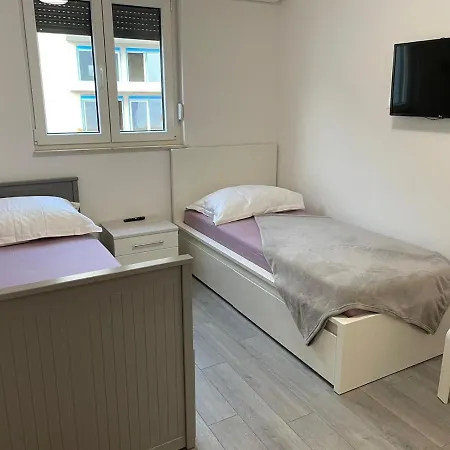 Apartment Ljubica *